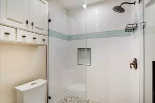 105 Fallbrook Ct, Lakeway, TX 78734 - Photo 15