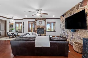 8211 Moon Rise Trail, Jonestown, TX 78645 - Photo 13