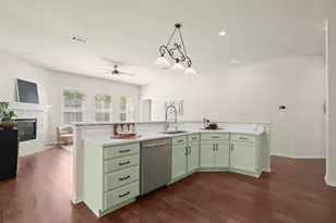 2413 Lou John Street N, Austin, TX 78727 - Photo 7