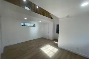 1403 Newfield Ln, Austin, TX 78703 - Photo 7