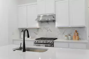 604 Grapeleaf Dr, Lakeway, TX 78738 - Photo 7