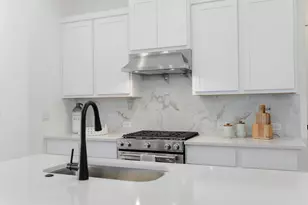 604 Grapeleaf Dr, Lakeway, TX 78738 - Photo 9