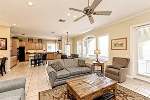 8212 Barton Club Dr, Austin, TX 78735 - Photo 7