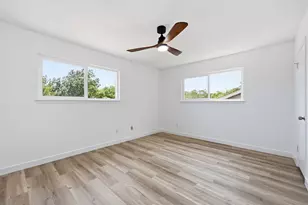 2704 Jorwoods Dr, Austin, TX 78745 - Photo 23