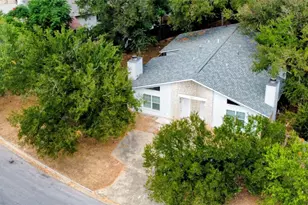 5401 Atascosa Dr, Austin, TX 78744 - Photo 3