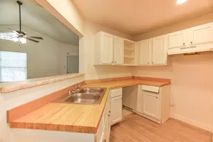 5401 Atascosa Dr, Austin, TX 78744 - Photo 17