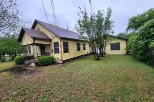 808 Montopolis Dr, Austin, TX 78741 - Photo 1