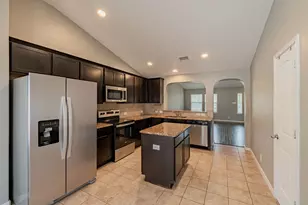 800 Gabriel Mills Dr, Round Rock, TX 78664 - Photo 7