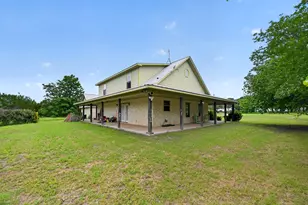 1410 Co Rd 258, Bertram, TX 78605 - Photo 5