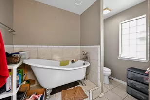 1410 Co Rd 258, Bertram, TX 78605 - Photo 21