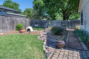 8318 Glen Canyon Dr, Round Rock, TX 78681 - Photo 5