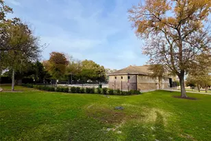 5717 Levenwood Ln, Austin, TX 78724 - Photo 15
