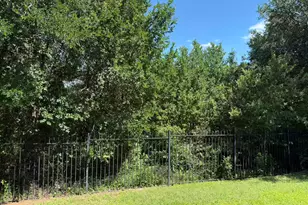 5717 Levenwood Ln, Austin, TX 78724 - Photo 13