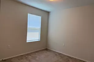 5717 Levenwood Ln, Austin, TX 78724 - Photo 9