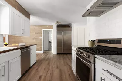 2403 Little John Lane, Austin, TX 78704 - Photo 11