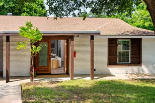 2403 Little John Ln, Austin, TX 78704 - Photo 3