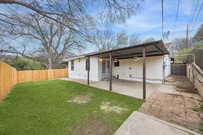 2403 Little John Lane, Austin, TX 78704 - Photo 23