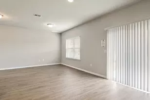 516 E Slaughter Ln, Austin, TX 78744 - Photo 7