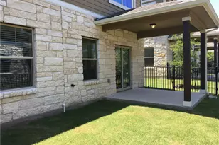 516 E Slaughter Ln, Austin, TX 78744 - Photo 11