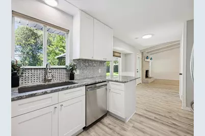 7302 Meadowood Drive, Austin, TX 78723 - Photo 11