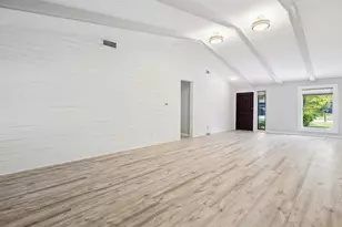 7302 Meadowood Dr Dr, Austin, TX 78723 - Photo 19