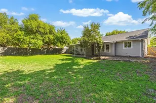 7302 Meadowood Dr, Austin, TX 78723 - Photo 25