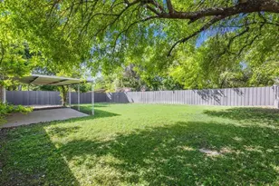 7302 Meadowood Dr Dr, Austin, TX 78723 - Photo 23
