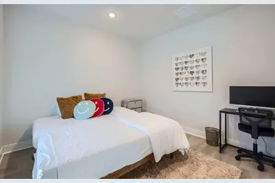 7700 Ella Lee Lane, Austin, TX 78744 - Photo 7