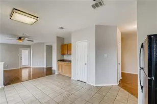 229 Killian Loop, Hutto, TX 78634 - Photo 7