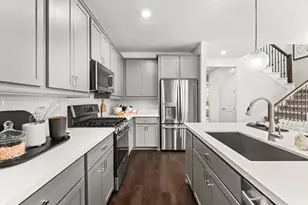 208 Barton Oak Trl, Georgetown, TX 78628 - Photo 5