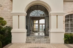 6505 W Courtyard Dr, Austin, TX 78730 - Photo 11