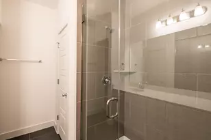 7204 Bassett Ct, Austin, TX 78741 - Photo 15