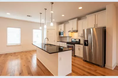 7204 Bassett Court, Austin, TX 78741 - Photo 3