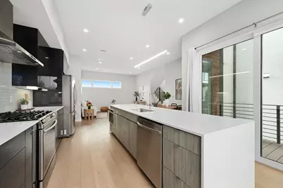 5605 Sunshine Drive #10, Austin, TX 78756 - Photo 13