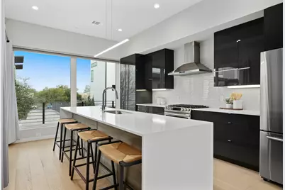 5605 Sunshine Drive #10, Austin, TX 78756 - Photo 9