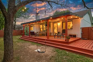 6701 Lancret Hill Dr, Austin, TX 78745 - Photo 27