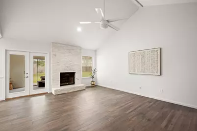 4822 Transit Circle, Austin, TX 78727 - Photo 11