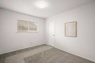 4822 Transit Cir, Austin, TX 78727 - Photo 13