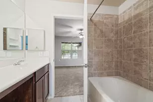 7204 Outfitter Drive, Austin, TX 78744 - Photo 15
