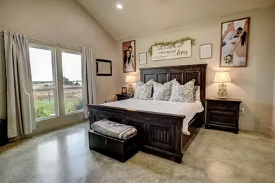 3553 Hunt Lane, Waelder, TX 78959 - Photo 15