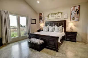 3553 Hunt Ln, Waelder, TX 78959 - Photo 15