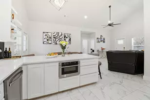 1515 Valley High Ln, Marble Falls, TX 78654 - Photo 9