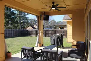 220 Tahitian Dr, Bastrop, TX 78602 - Photo 35