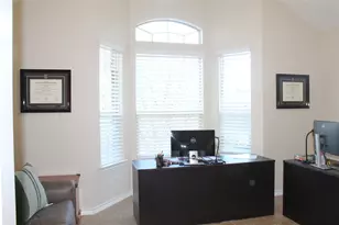 220 Tahitian Dr, Bastrop, TX 78602 - Photo 17