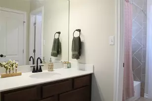 220 Tahitian Dr, Bastrop, TX 78602 - Photo 21