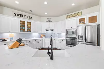 134 Fairwood Drive, Georgetown, TX 78628 - Photo 13