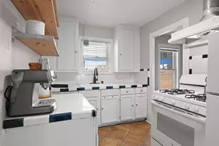2609 Willow St, Austin, TX 78702 - Photo 11