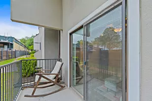 935 La Posada Dr, Austin, TX 78752 - Photo 27