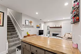 935 La Posada Dr, Austin, TX 78752 - Photo 5