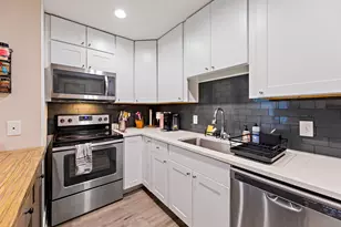 935 La Posada Dr, Austin, TX 78752 - Photo 3